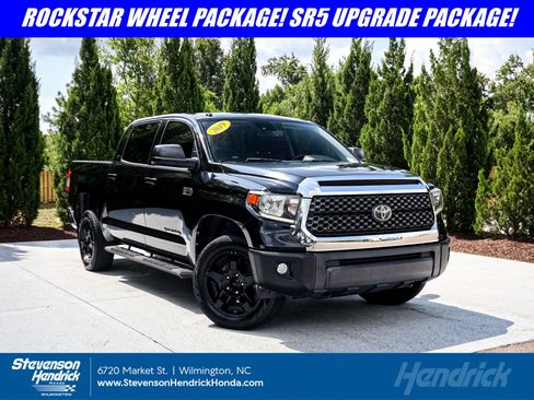 Used 2019 Toyota Tundra SR5 w/ SR5 Upgrade Package AWD/4WD image 1