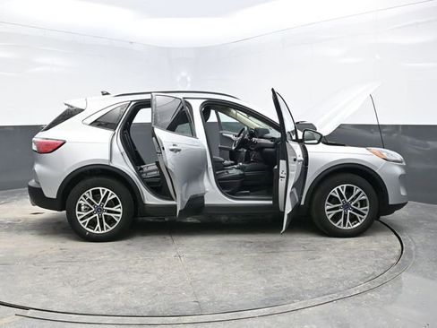 Used 2020 Ford Escape SEL image 41