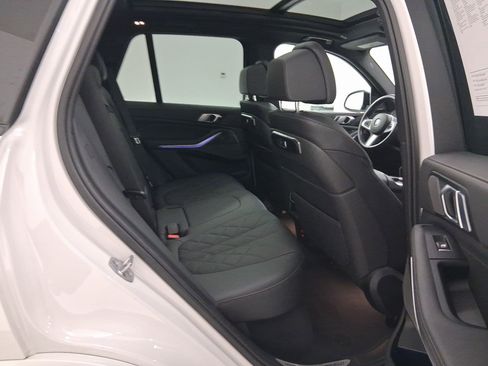 Used 2025 BMW X5 sDrive40i image 32