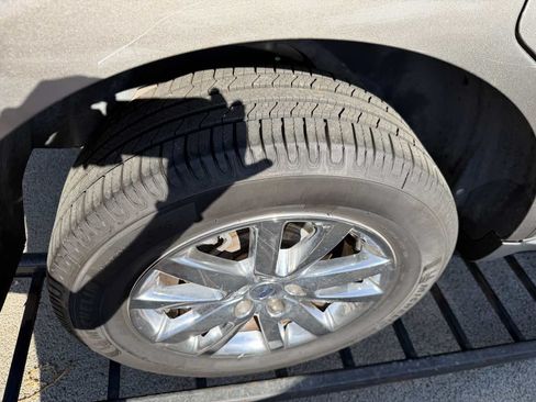 Used 2014 Ford Edge SEL w/ Equipment Group 205A FWD image 6