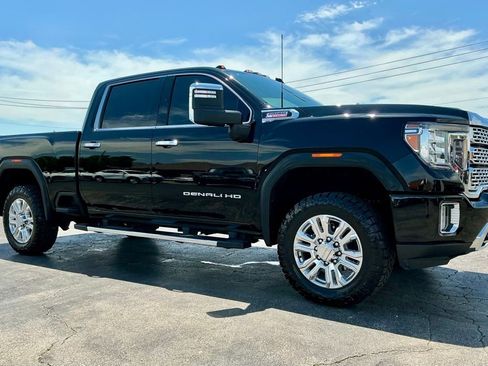 Used 2022 GMC Sierra 2500 Denali w/ Denali Ultimate Package AWD/4WD image 6