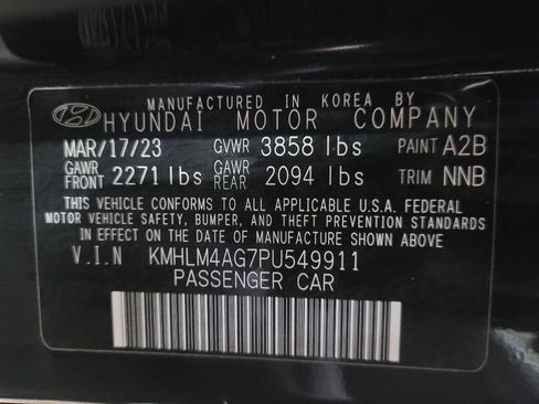 Used 2023 Hyundai Elantra SEL w/ Cargo Package FWD image 33