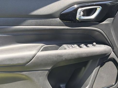 New 2026 Jeep Compass Latitude AWD/4WD image 22