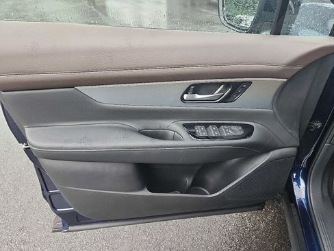 New 2025 Nissan Murano Platinum image 10