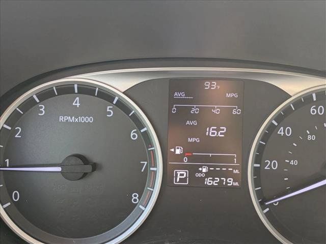 Used 2023 Nissan Kicks S FWD image 11