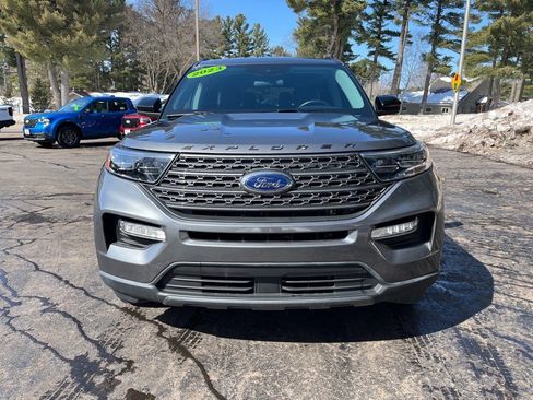 Used 2023 Ford Explorer XLT w/ Equipment Group 202A image 2