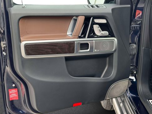 Used 2021 Mercedes-Benz G 550 image 17
