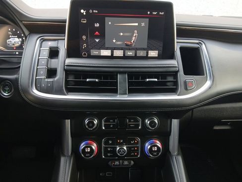 Used 2023 GMC Yukon XL SLE w/ Max Trailering Package AWD/4WD image 4