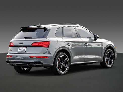 Used 2020 Audi SQ5 Premium Plus w/ Premium Plus Package image 4