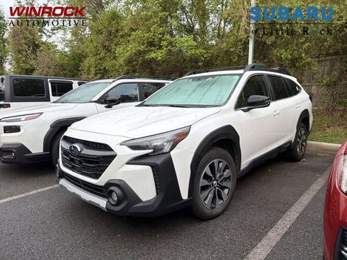 Used 2025 Subaru Outback Limited image 1