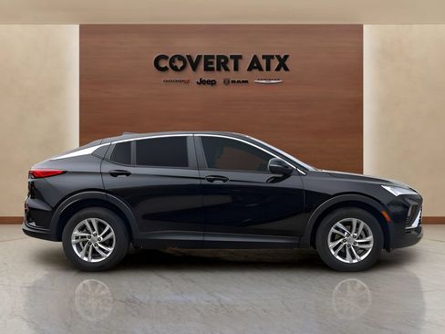 Used 2024 Buick Envista Preferred w/ Convenience I Package FWD image 7