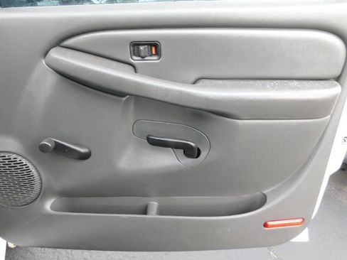 Used 2006 Chevrolet Silverado 1500 W/T image 15