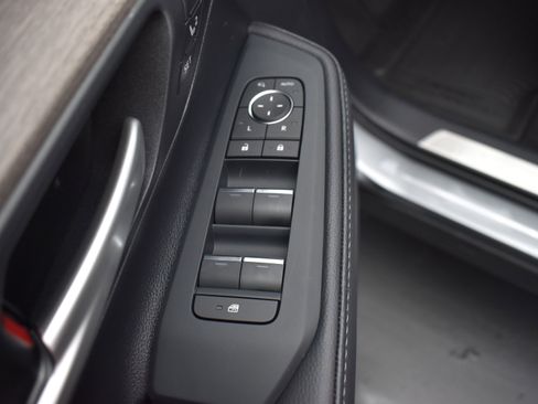 Used 2026 Toyota Grand Highlander AWD Hybrid image 16