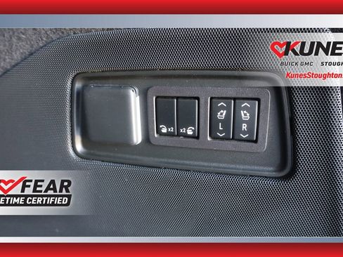 Used 2024 Cadillac Escalade ESV Sport Platinum w/ LPO, ONYX Package image 38