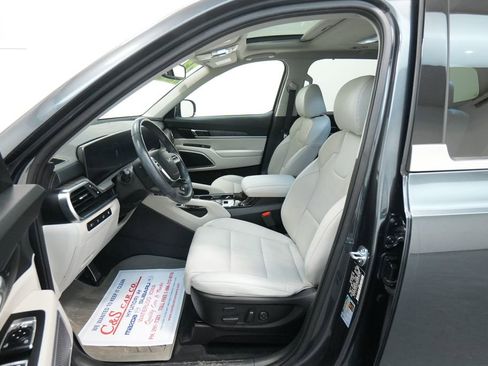 Used 2023 Kia Telluride SX image 16