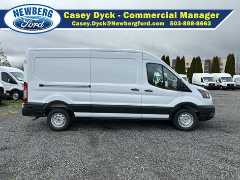 New 2026 Ford Transit 250 148 Medium Roof image 4