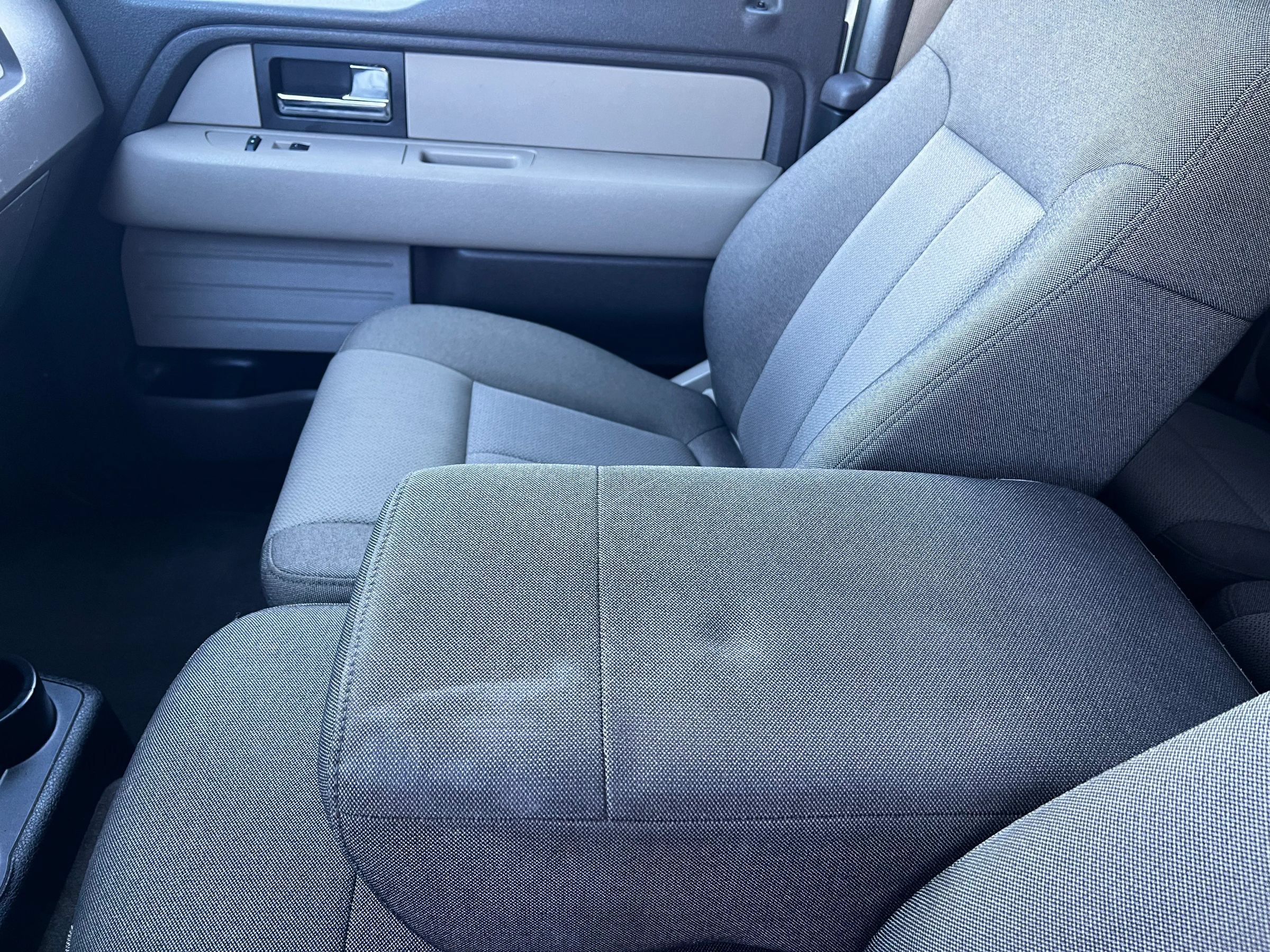 Used 2010 Ford F150 STX AWD/4WD image 18