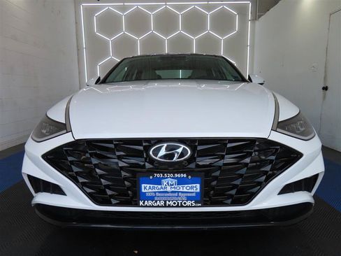 Used 2022 Hyundai Sonata SEL w/ Convenience Package FWD image 3