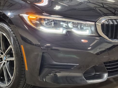 Used 2022 BMW 330i Sedan w/ Driving Assistance Package image 14