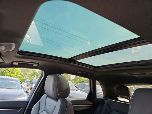 New 2025 Audi Q3 2.0T Premium image 29