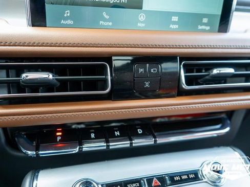 Used 2024 Lincoln Aviator Reserve w/ Equipment Group 201A image 29