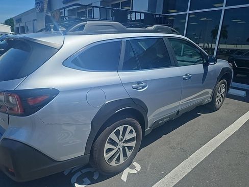 Certified 2024 Subaru Outback Premium AWD/4WD image 10