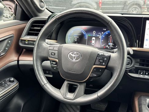 Used 2023 Toyota Crown w/ Advanced Technology Package AWD/4WD image 24