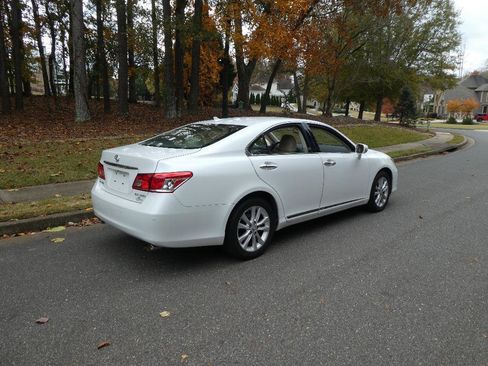 Used 2010 Lexus ES 350 Sedan image 28