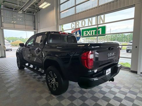 Used 2025 GMC Canyon AT4 w/ Technology Plus Package AWD/4WD image 4