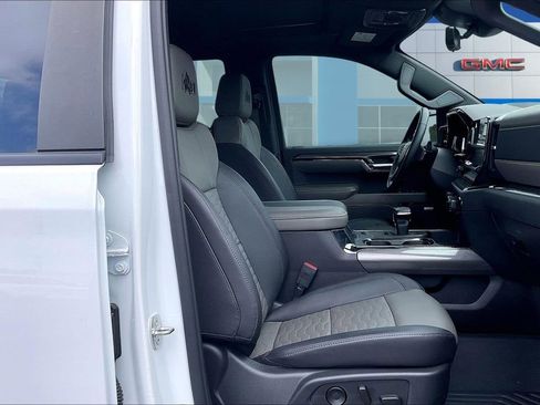 Used 2023 Chevrolet Silverado 1500 ZR2 w/ ZR2 Bison Edition image 30