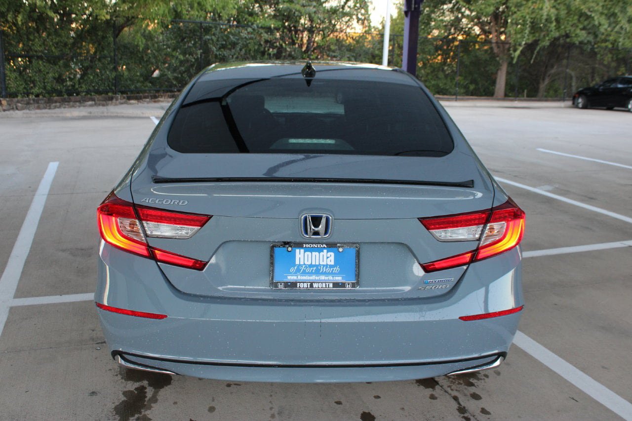 Used 2022 Honda Accord Sport image 4