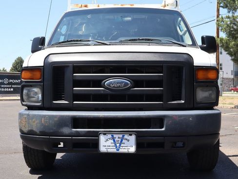 Used 2012 Ford E-250 and Econoline 250 w/ Commercial Cargo Van Pkg RWD image 13