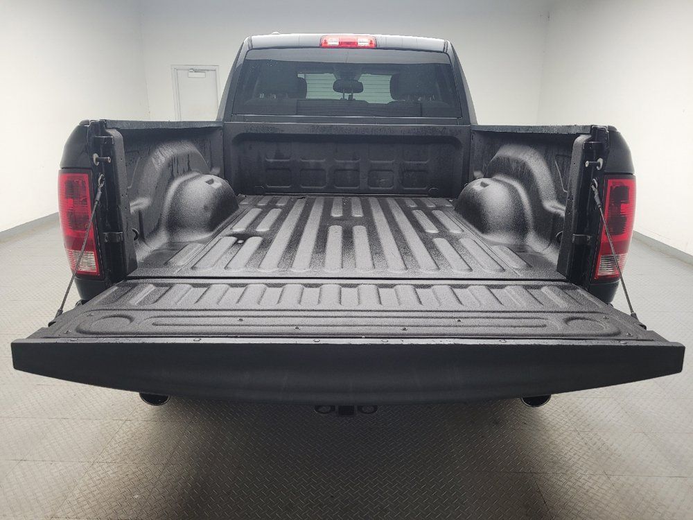 Used 2017 RAM 1500 Express w/ Black Ram 1500 Express Group AWD/4WD image 29