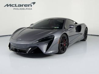 Used 2023 McLaren Artura video 1