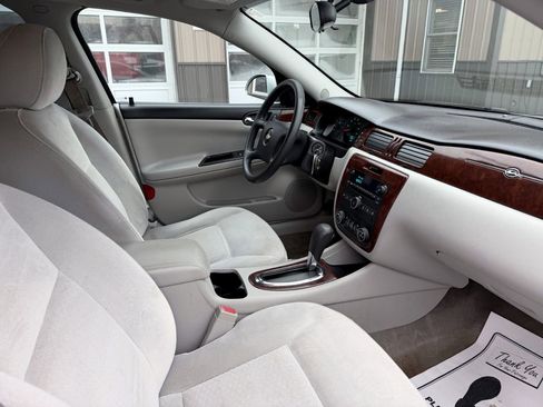 Used 2010 Chevrolet Impala LS image 11