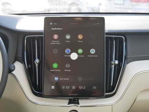 New 2026 Volvo XC60 B5 Ultra w/ Climate Package image 8