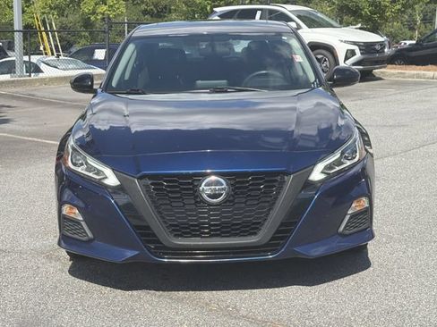 Used 2019 Nissan Altima 2.5 SR w/ SR Premium Package FWD image 2