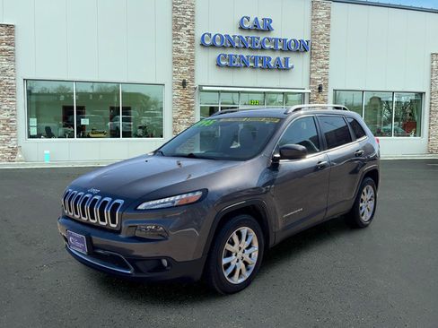 Used 2016 Jeep Cherokee Limited image 1