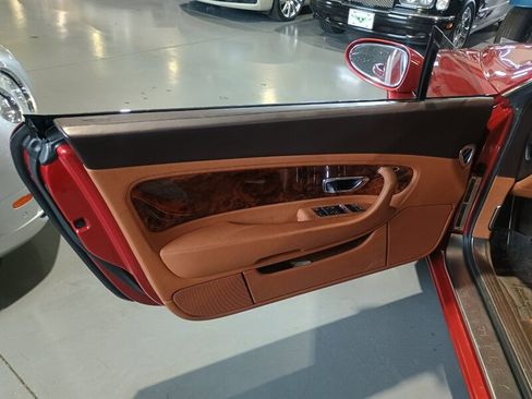 Used 2005 Bentley Continental GT image 13