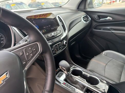 Used 2023 Chevrolet Equinox Premier AWD/4WD image 24