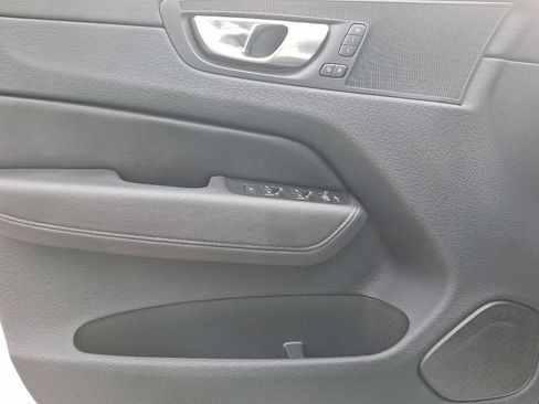 Used 2024 Volvo XC60 B5 Core w/ Climate Package image 15