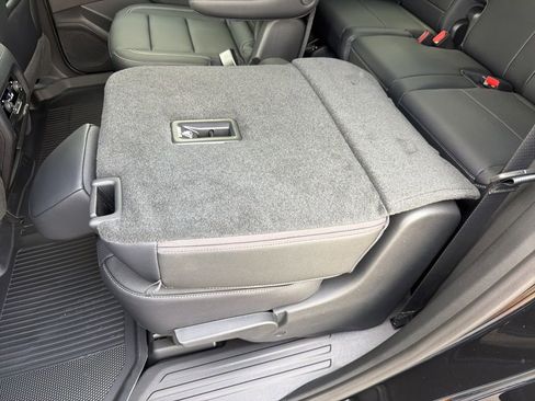 New 2026 Chevrolet Traverse LT w/ Midnight/Sport Edition image 31