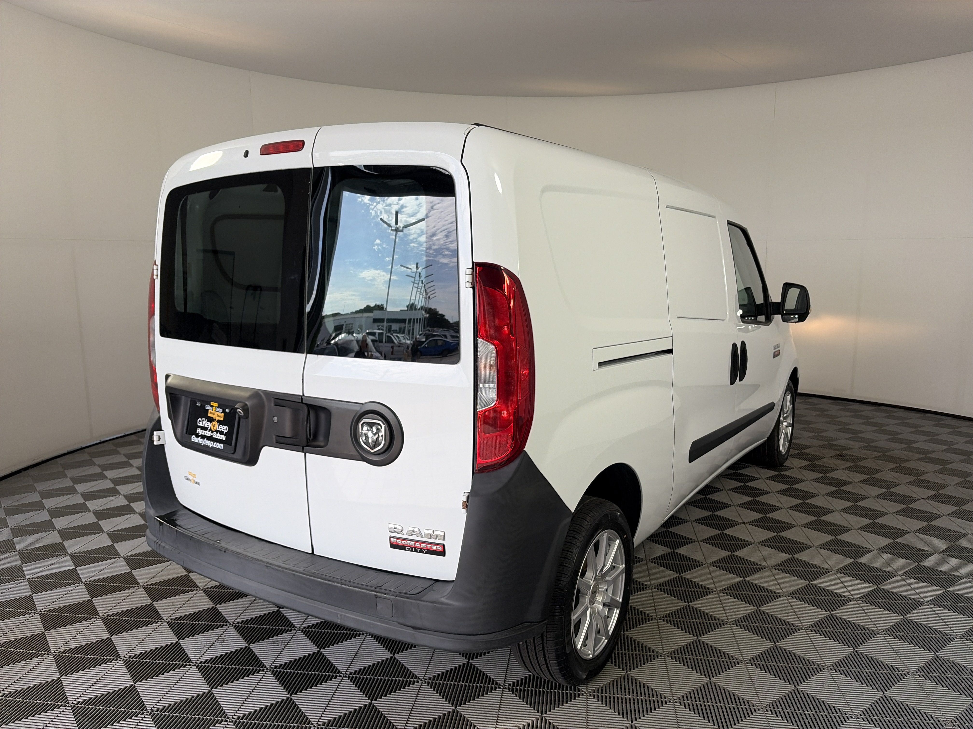 Used 2016 RAM ProMaster City Tradesman FWD image 10