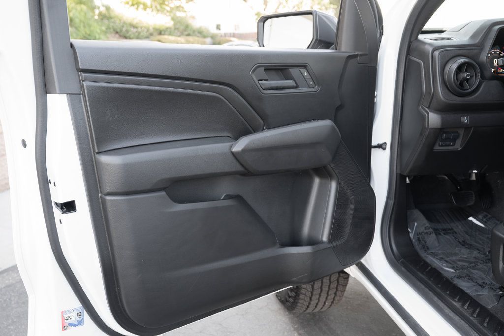 Used 2025 Chevrolet Colorado Trail Boss AWD/4WD image 22