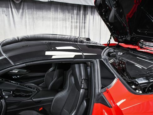 Used 2024 Chevrolet Corvette Stingray Convertible RWD image 74