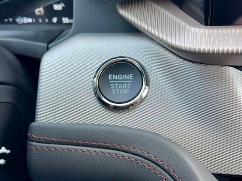 New 2026 Ford Explorer Active w/ Active Comfort Package AWD/4WD image 23