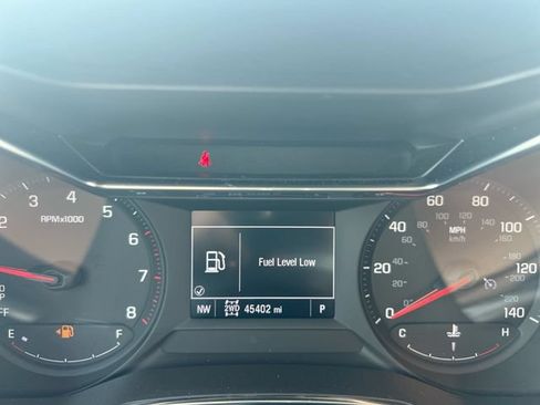 Used 2023 Chevrolet TrailBlazer LT w/ Convenience Package AWD/4WD image 12