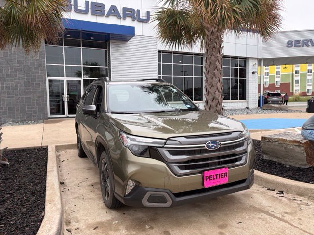 Used 2025 Subaru Forester Limited AWD/4WD image 1