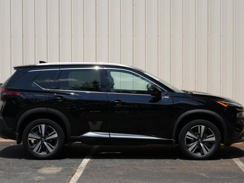 Used 2021 Nissan Rogue SL FWD image 46