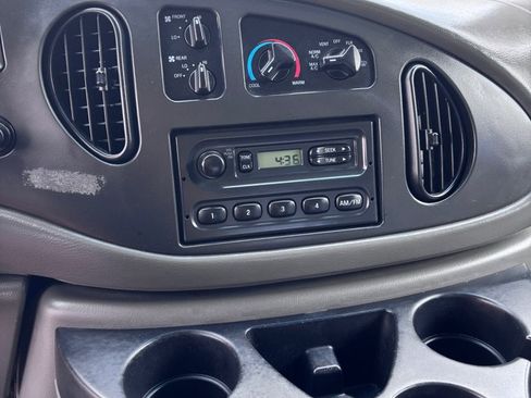 Used 2007 Ford E-250 and Econoline 250 RWD image 18